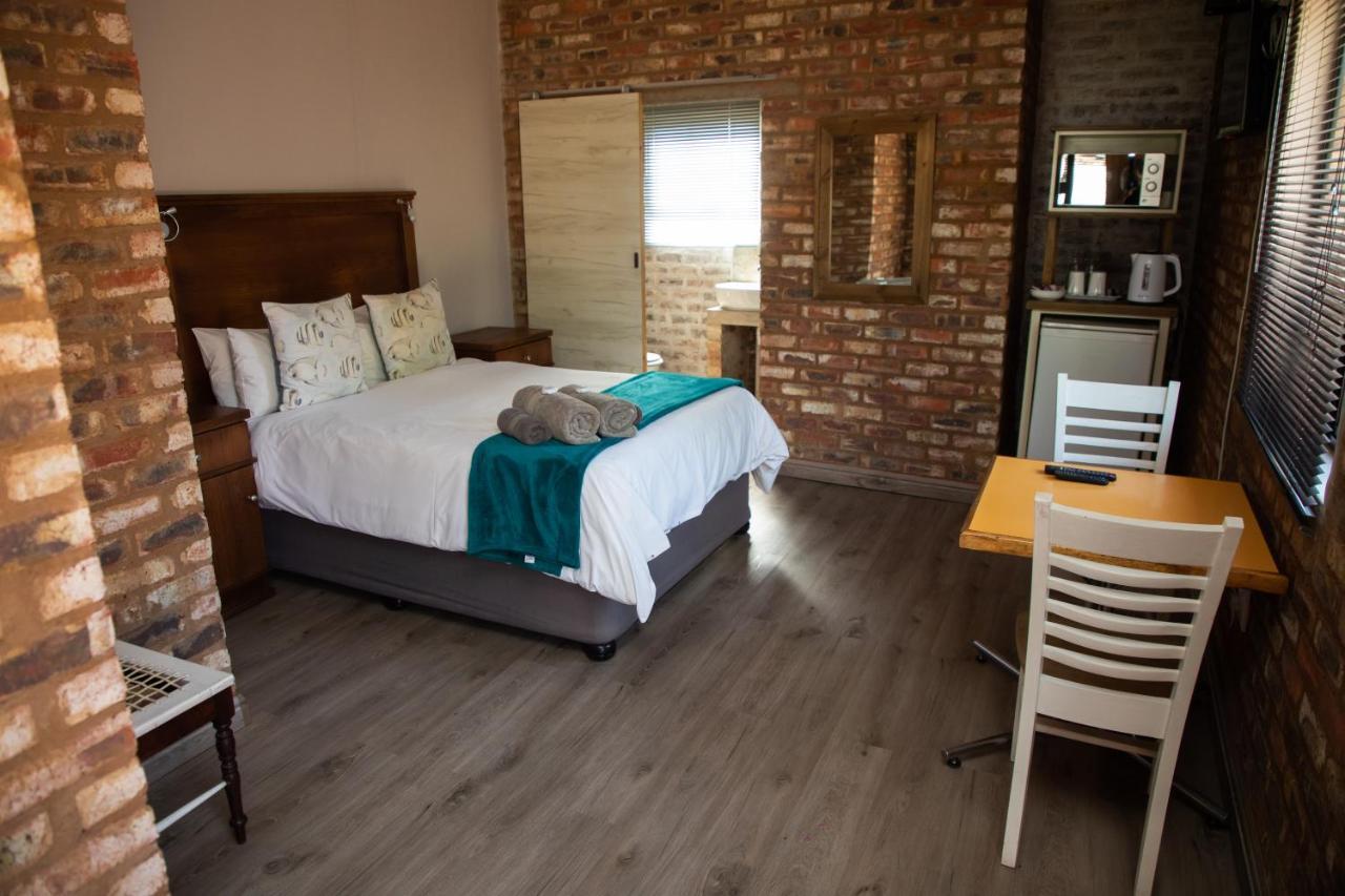 Opstal Guestfarm Hotel Potchefstroom Eksteriør billede