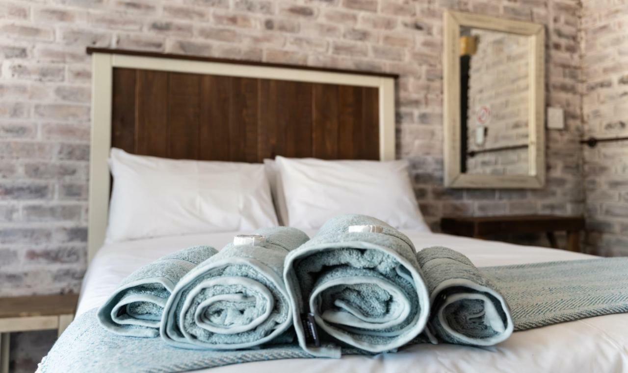 Opstal Guestfarm Hotel Potchefstroom Eksteriør billede