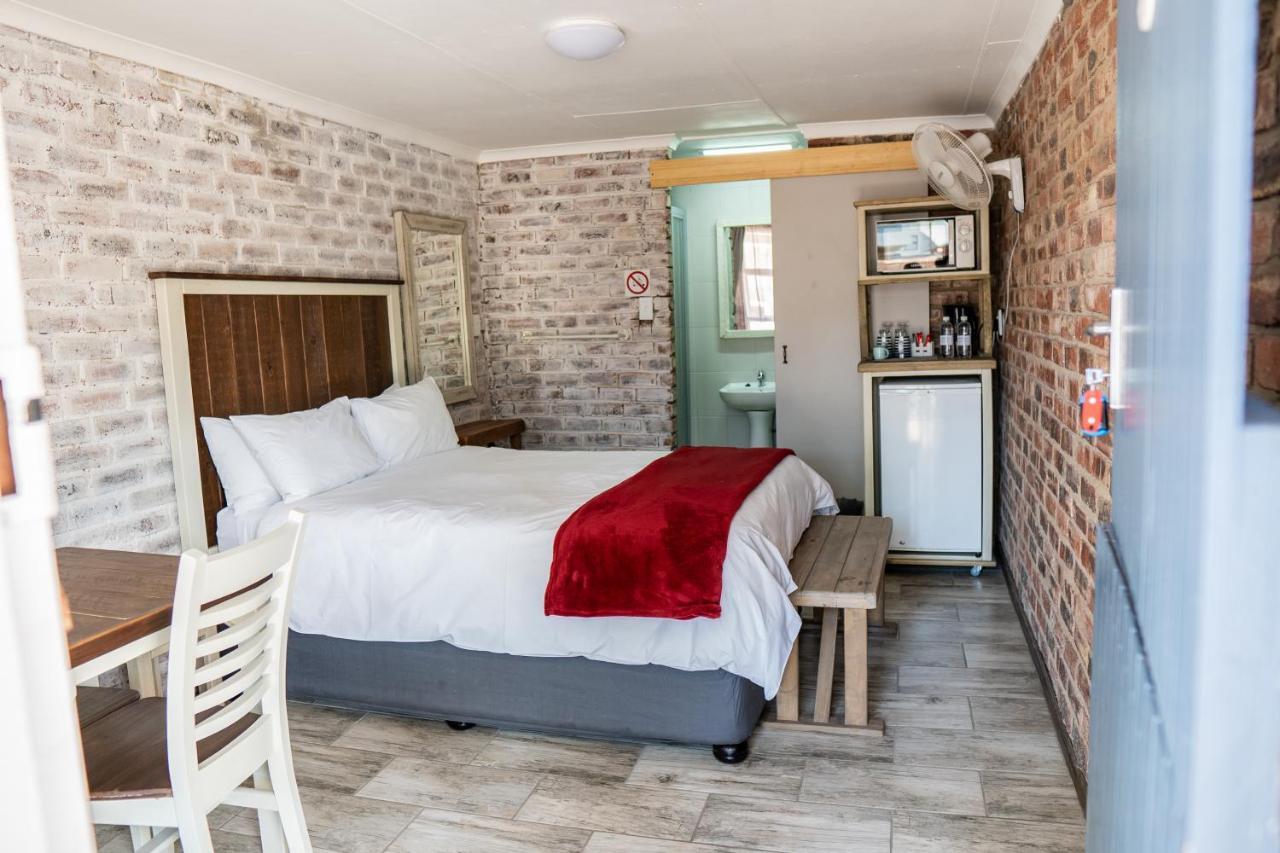 Opstal Guestfarm Hotel Potchefstroom Eksteriør billede