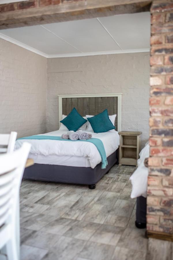 Opstal Guestfarm Hotel Potchefstroom Eksteriør billede